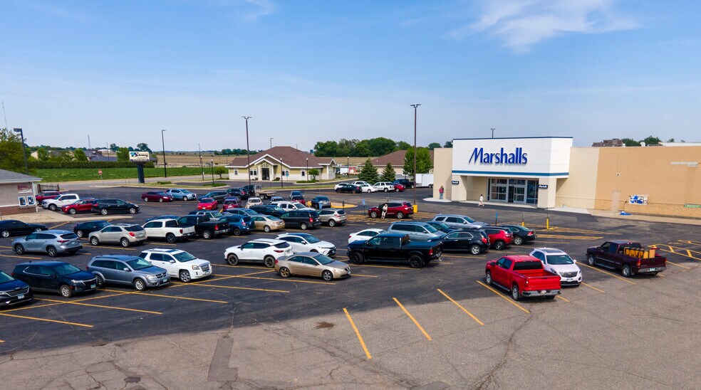 More Photos Of 1200 E Susan Dr, Marshall Freestanding For Lease