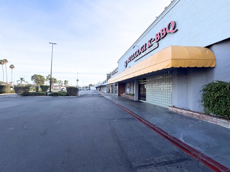 More Photos Of 12116 Brookhurst St, Garden Grove Freestanding For Sale