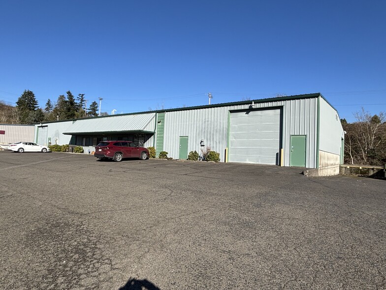 More Photos Of 9144 SE 67th Ave, Portland Warehouse For Lease