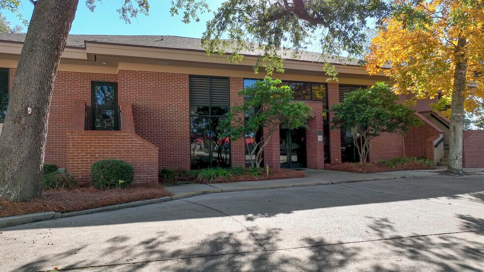 More Photos Of 220 Mckenzie Ave, Panama City Office For Sale