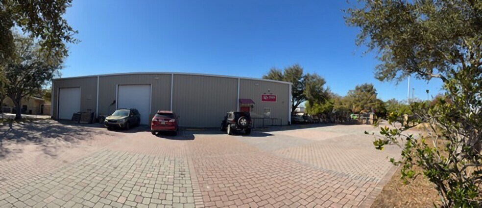 More Photos Of 4006 W Cayuga, Tampa Warehouse For Sale
