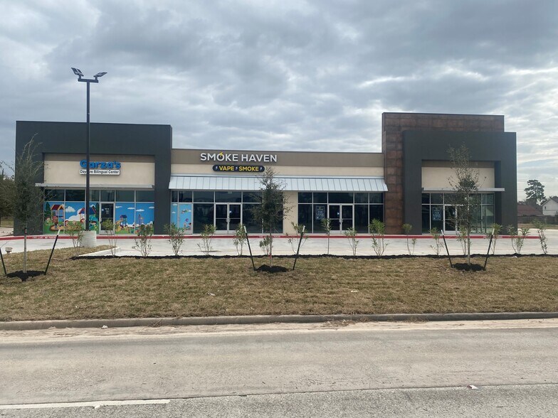 More Photos Of 14814 Ralston, Humble Storefront Retail Office For Lease