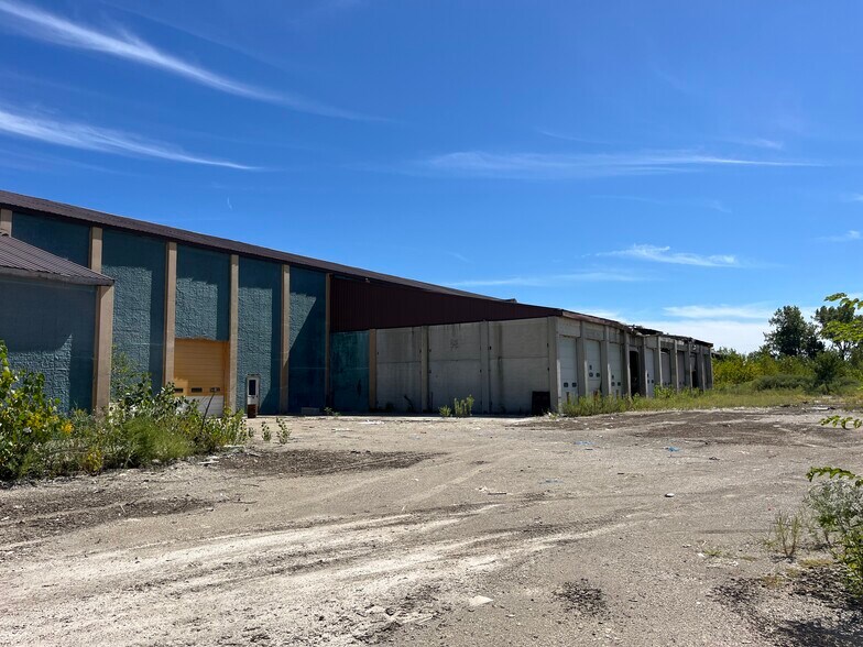 More Photos Of 15408 E 3200 North Rd, Blackstone Manufacturing For Sale