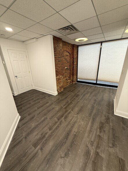 More Photos Of 11 N 2nd St, Philadelphia Apartments For Sale