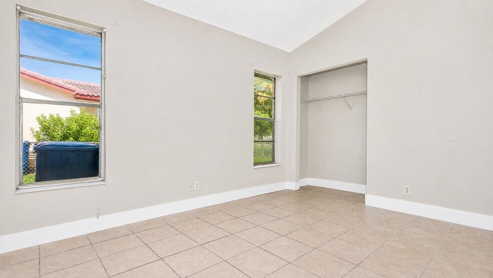 More Photos Of 11281 NW 39th St, Coral Springs Multifamily For Sale