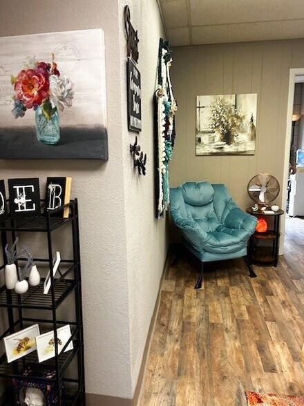 More Photos Of 5350 E 46th St, Tulsa Office For Lease