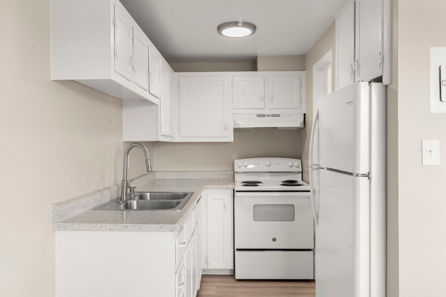 More Photos Of 2781-2831 Eliot Cir, Westminster Apartments For Sale