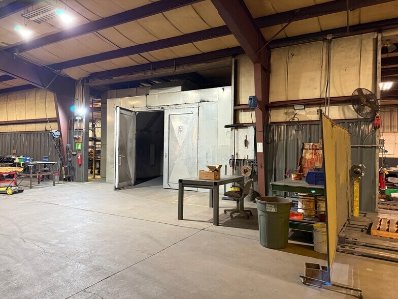 More Photos Of 2120 4th Ave, Holdrege Industrial For Sale
