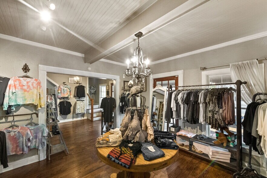 More Photos Of 139 Olive St, Keller Storefront Retail Office For Sale
