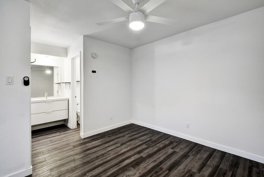 More Photos Of 4111 Avenue A, Austin Apartments For Sale