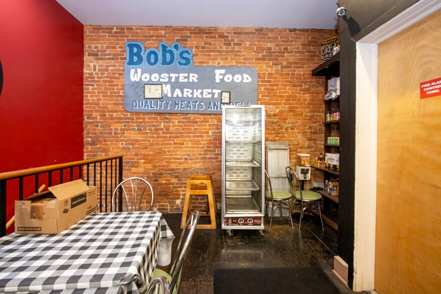 More Photos Of 128 S Market St, Wooster General Retail For Sale