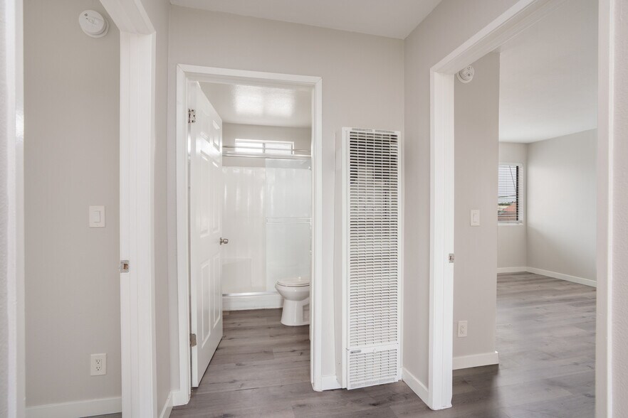 More Photos Of 1225 W 166th St, Gardena Apartments For Sale