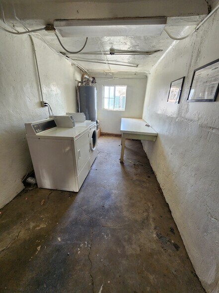 More Photos Of 476 H St, Brawley Apartments For Sale
