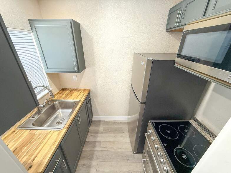 More Photos Of , Lake Worth Multifamily For Sale