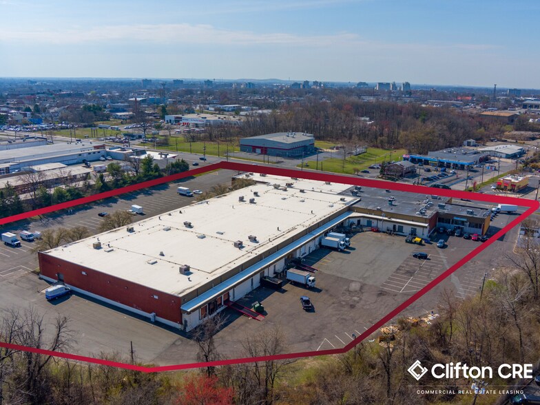 More Photos Of 1600 N Olden Avenue Ext, Ewing Flex For Sale