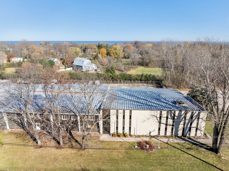 More Photos Of 3972 S US Highway 45, Oshkosh Warehouse For Sale