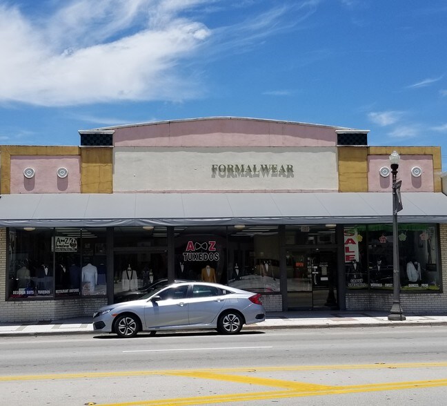 More Photos Of 777 NE 125th St, North Miami Storefront For Lease