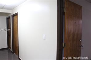 More Photos Of 8370 W Flagler St, Miami Medical For Lease