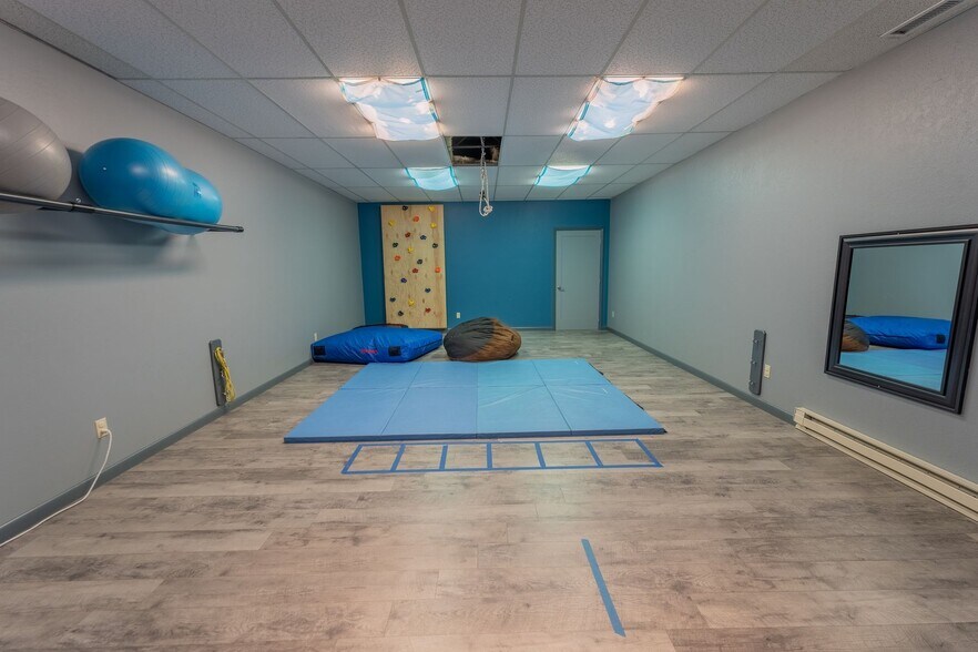 More Photos Of 234 N Main St, Gunnison Medical For Sale