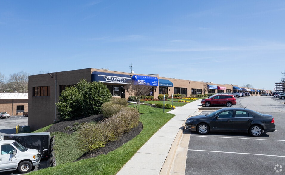 More Photos Of 9502-9644 Deereco Rd, Timonium Flex For Lease