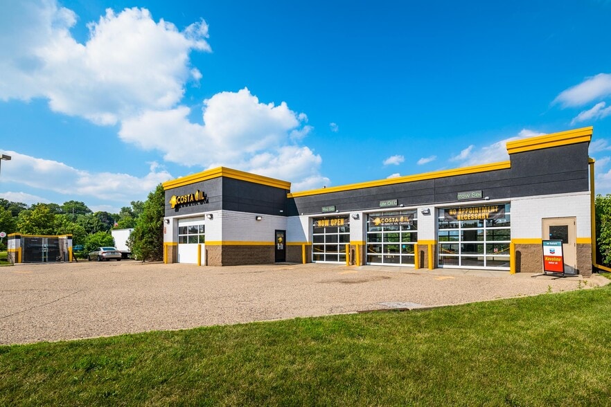 More Photos Of 7479 Egan Dr, Savage Auto Repair For Sale