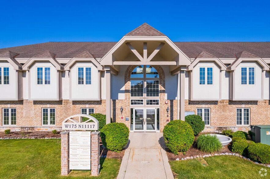 More Photos Of W175N11081 Stonewood Dr, Germantown Unknown For Lease