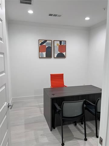More Photos Of 2681 MacArthur Blvd, Lewisville Medical For Sale