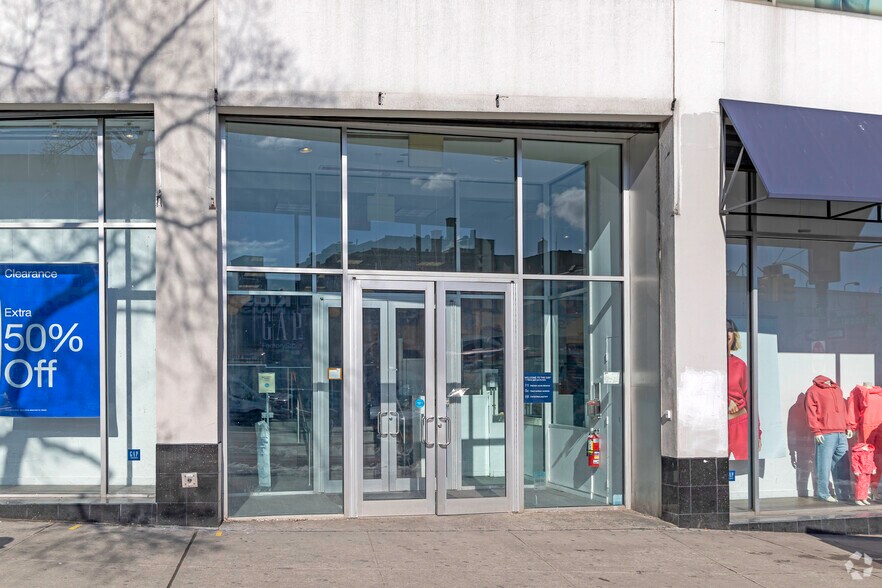 More Photos Of 271 E Fordham Rd, Bronx Storefront For Sale