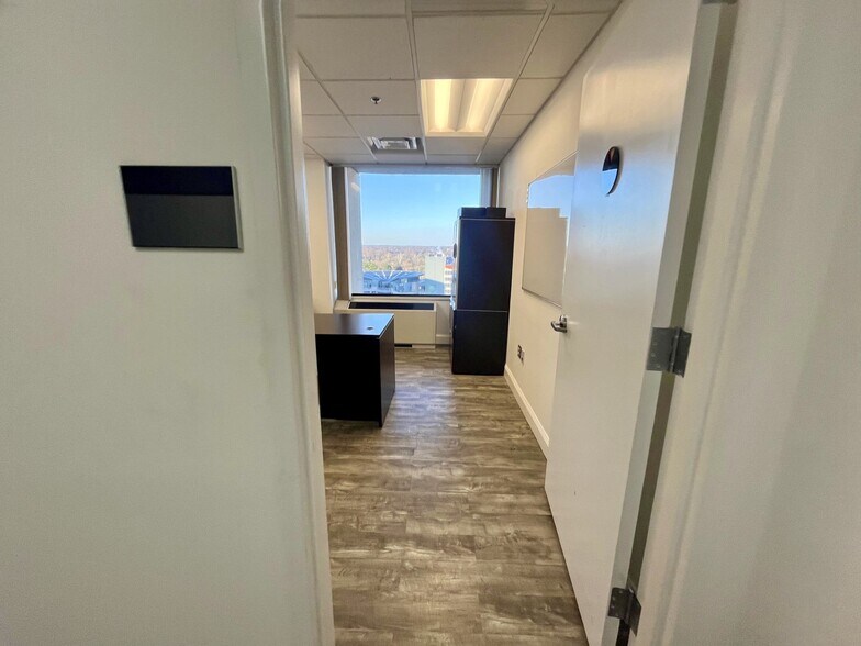 More Photos Of 8630 Fenton St, Silver Spring Office For Lease