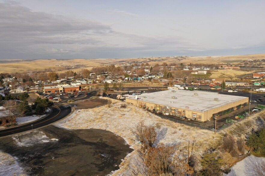 More Photos Of SW 30th Street @ Southgate/ Hwy 395, Pendleton Land For Sale