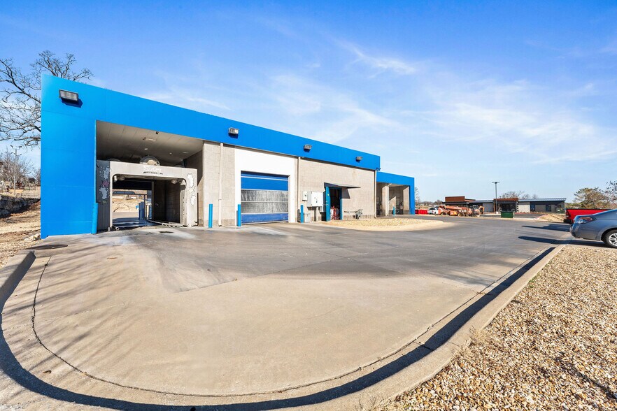 More Photos Of 2876 Green Mountain Dr, Branson Carwash For Sale