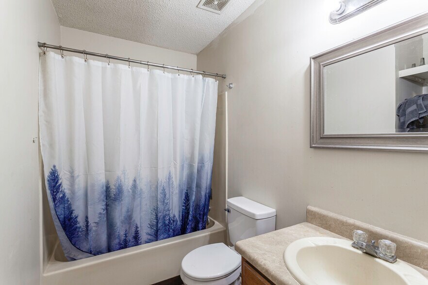 More Photos Of 205 W Moultrie Dr, Blytheville Apartments For Sale