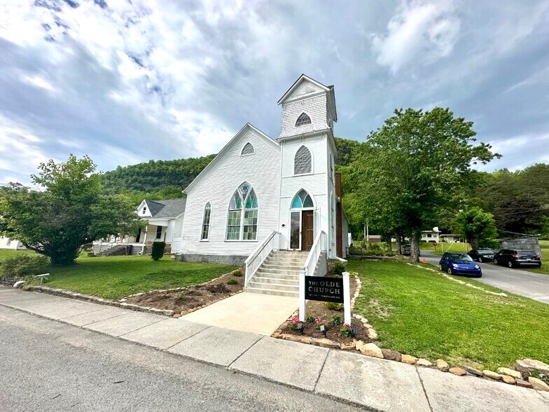 More Photos Of 502 Pennlyn Ave, Cumberland Gap Specialty For Sale