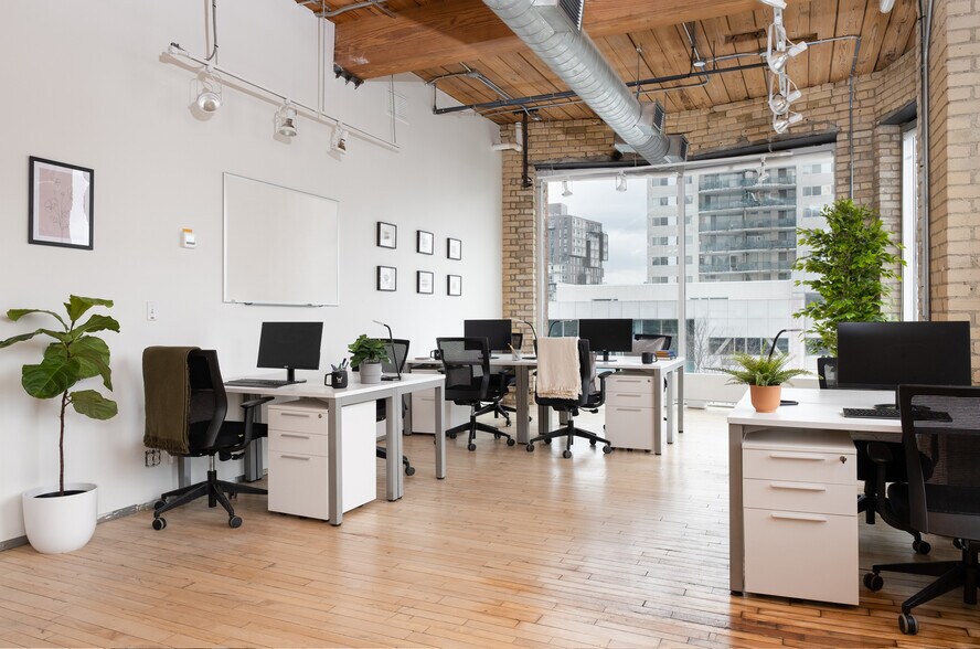 More Photos Of 215 Spadina Ave, Toronto Coworking Space