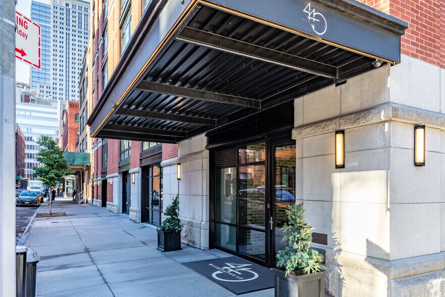 More Photos Of 31 Desbrosses St, New York Apartments For Lease