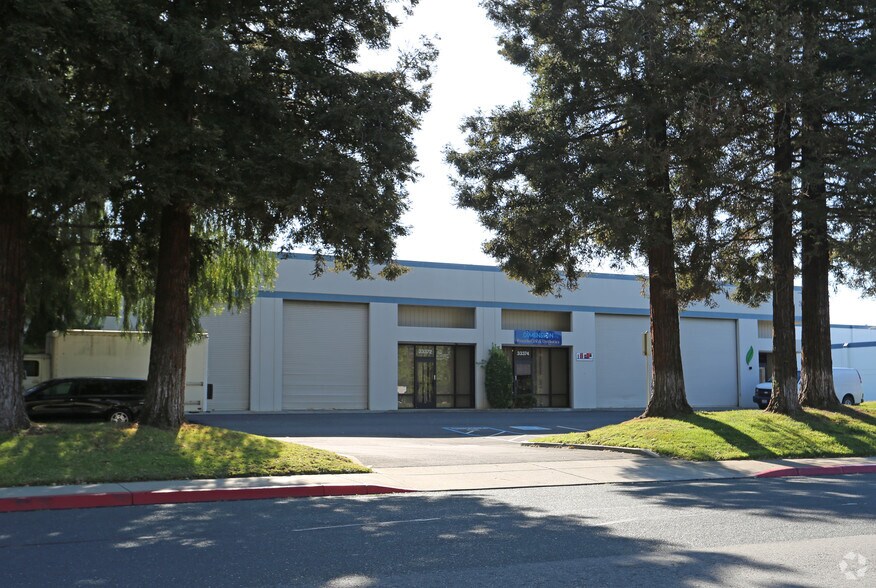 More Photos Of 33371-33377 Croation Way, Union City Warehouse For Sale
