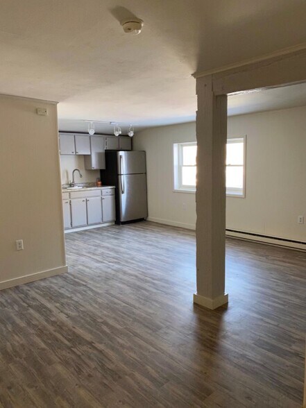 More Photos Of 388 Main St, Rosendale Restaurant For Sale