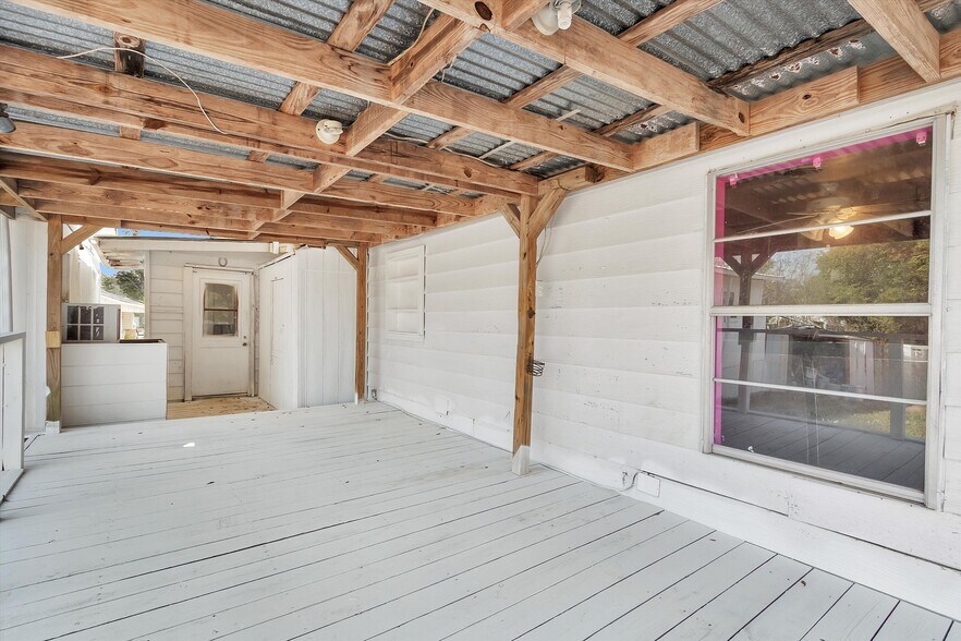 More Photos Of 13518 FM 2432 Rd, Willis Apartments For Sale