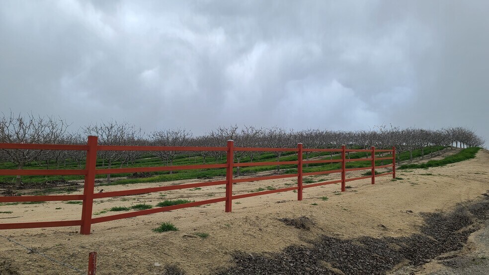 More Photos Of Hwy 65 @ Little Creek Rd, Bakersfield Land For Sale