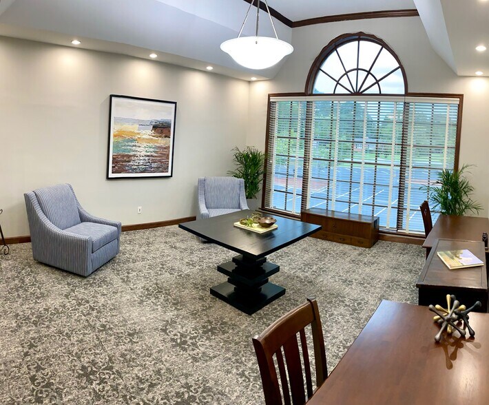 More Photos Of 503 S Main St, Mauldin Loft Creative Space For Lease