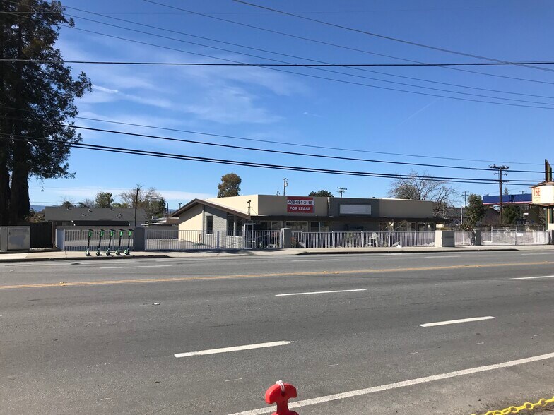 More Photos Of 803 S White Rd, San Jose Freestanding For Lease