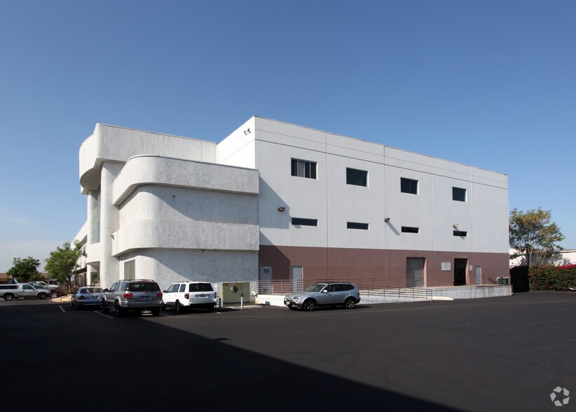 More Photos Of 10501 Valley Blvd, El Monte Loft Creative Space For Lease