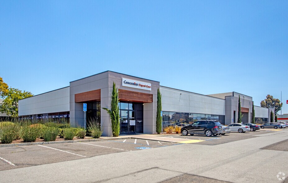 More Photos Of 125 Shoreway Rd, San Carlos Research And Development For Lease