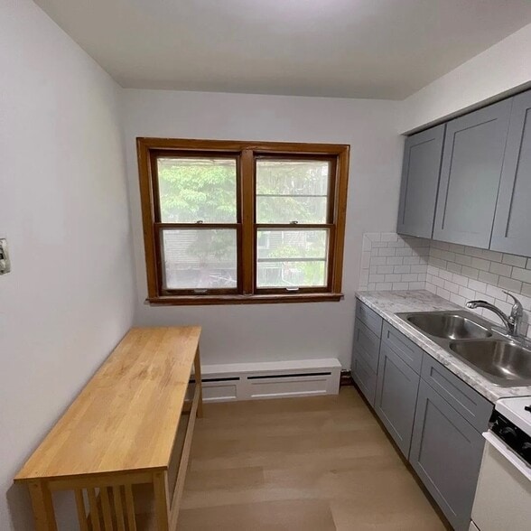 More Photos Of 616 Ivy Ave E, Saint Paul Apartments For Sale