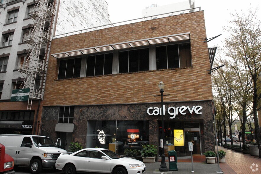 More Photos Of 731 SW Morrison St, Portland Storefront For Sale