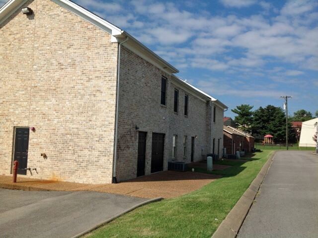 More Photos Of 5722 Hickory Plaza Dr, Nashville Office For Lease