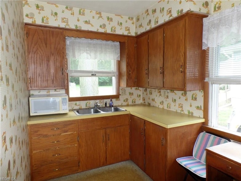 More Photos Of 128 Walter St, Bellevue Freestanding For Sale