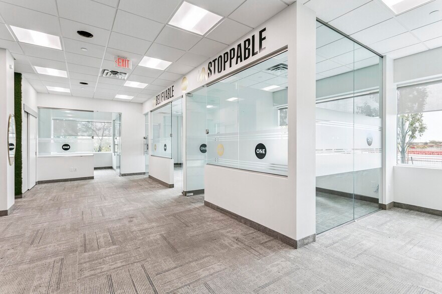 More Photos Of 30 Topflight Dr, Mississauga Office For Sale