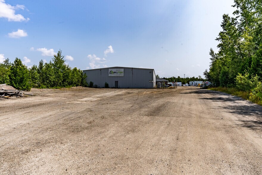 More Photos Of 2555 Maley Dr, Sudbury Warehouse For Sale
