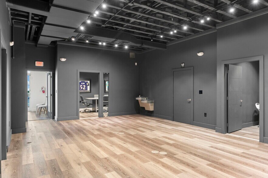 More Photos Of 7620 NW 25th St, Miami Distribution For Lease